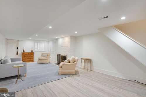 1218 28 St, Washington DC 20007-3355 exterior