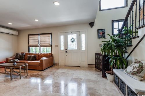 115 Annuskemunnica Rd, Babylon NY  11702-4424 exterior