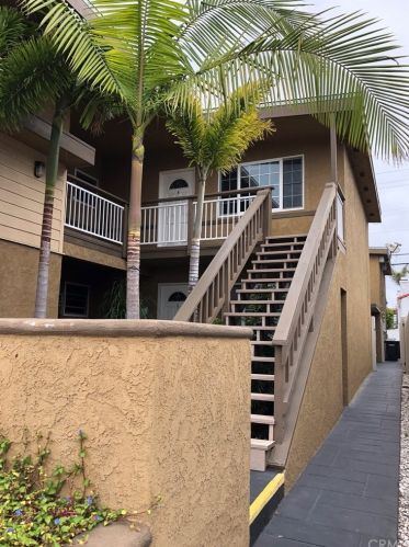 1216 Balboa Blvd, Newport Beach CA  92661-1420 exterior