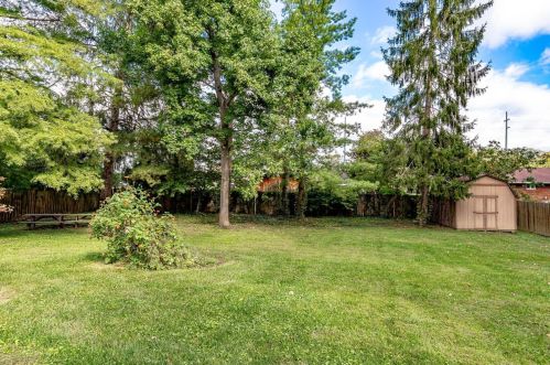 6232 Devonshire Dr, Miami OH 45056 exterior