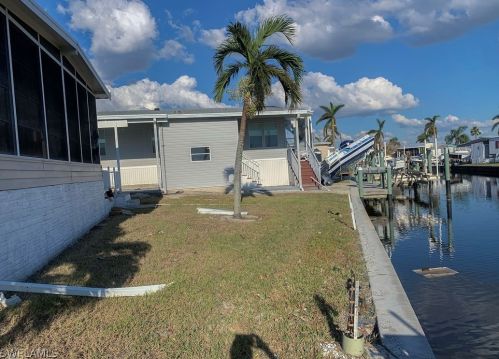 11341 Bougainvillea Ln, Fort Myers Beach, FL 33931-3192