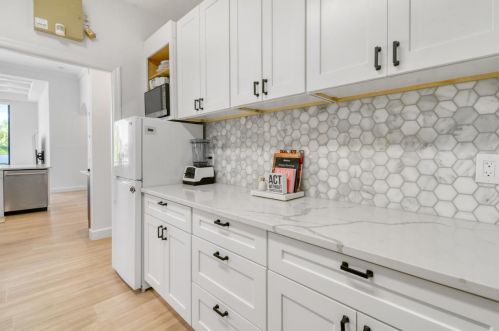 9979 Osprey Pointe Dr, Hobe Sound FL  33455-3023 exterior