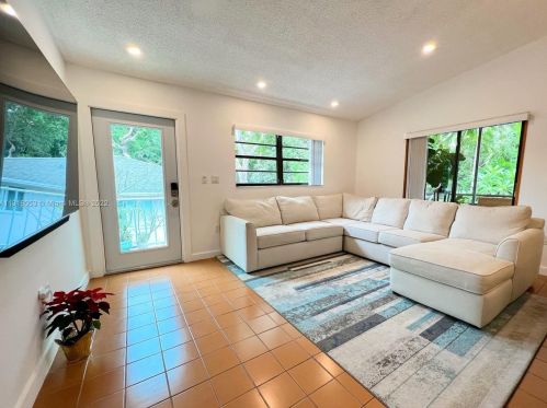 139 Bay Harbor Dr, Key Largo FL  33037-2005 exterior
