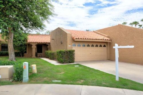 9012 Winchcomb Dr, Scottsdale, AZ 85260-7001