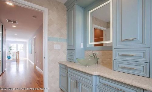 26 Ocean Ave, Monmouth Hills NJ  07732-1411 exterior