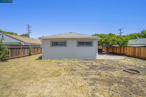 17349 Via Alamitos, San Lorenzo CA  94580-3503 exterior