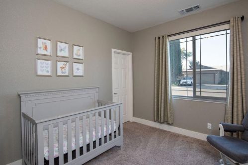 2440 Greenboro St, Turlock CA  95382-1433 exterior