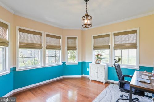 10099 Lindale Ave, Upton PA  17225-8373 exterior