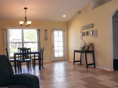 4117 13th St, Lehigh Acres, FL 33976-2722