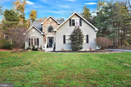 315 Margaret St, Palmerton, PA 18071-6235