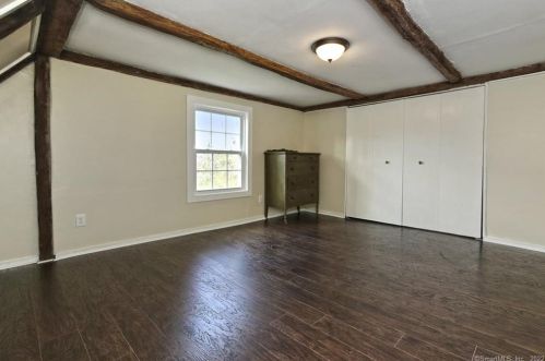 28 Church St, North Branford CT  06471-1417 exterior