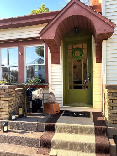 306 Southern Ave, Covington, KY 41015-1528