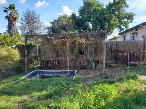 2403 Shamrock St, San Diego CA 92105-4516 exterior