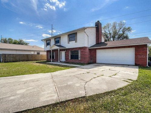 618 Bobcat Ln, Kissimmee, FL 34759-4301