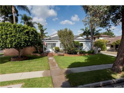 5801 Pearce Ave, Lakewood, CA 90712-1304