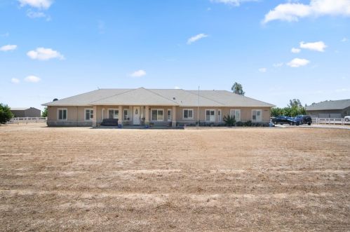 21274 Rose Clover Ln, Linden, CA 95236-9313