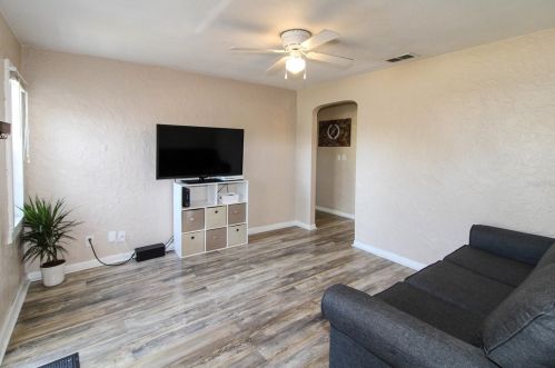 2828 41st Ave, Saint Petersburg FL  33714-4546 exterior