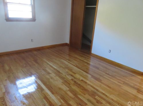 64 Maple St, Perth Amboy NJ  08863-1432 exterior