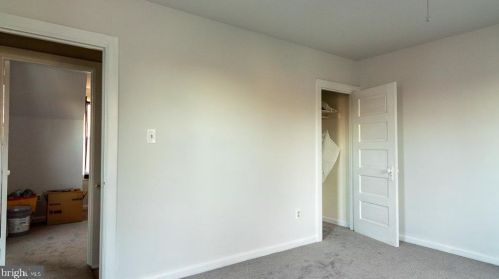 2927 Derry St, Harrisburg PA 17111-1644 exterior