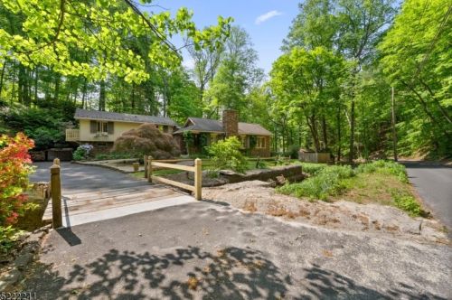 1448 Long Rd, Martinsville, NJ 08836-2030