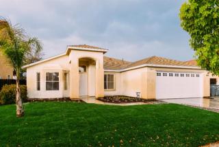 5731 Tower Ave, Fresno, CA 93727-6470