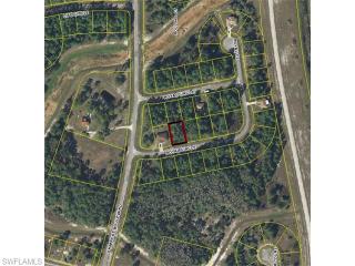 8022 Royal Cir, Labelle, FL 33935-5535