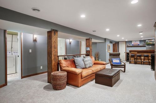 4749 Maryland Ave, Minneapolis MN 55428-4638 exterior