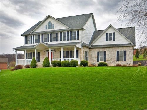 1031 Valleyview Dr, Latrobe, PA 15650-4727