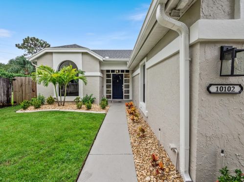 10102 Trilliums Dr, Orlando, FL 32825-8861