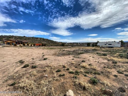 6075 Popies Way, Mcguireville AZ  86335 exterior