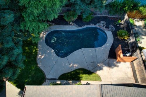 9262 Mapleview Way, Elk Grove CA  95758-5007 exterior