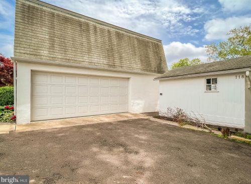 718 Columbia Ave, Lansdale PA 19446-3311 exterior