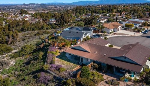 3866 San Pablo Ave, Oceanside CA  92057-7208 exterior