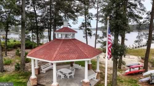 23667 Herring Reach Ct, Lewes DE  19958-5467 exterior