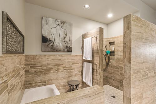 187 Kavenish Dr, Rancho Mirage CA  92270-3244 exterior