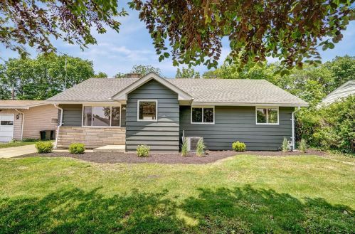 3793 Meadow Ln, Darbydale, OH 43123-2212