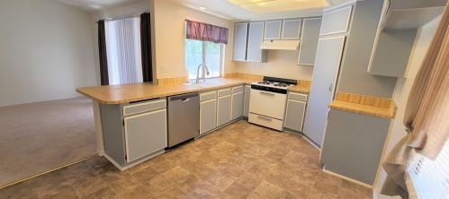 28535 Winterdale Dr, Santa Clarita CA  91387-3136 exterior