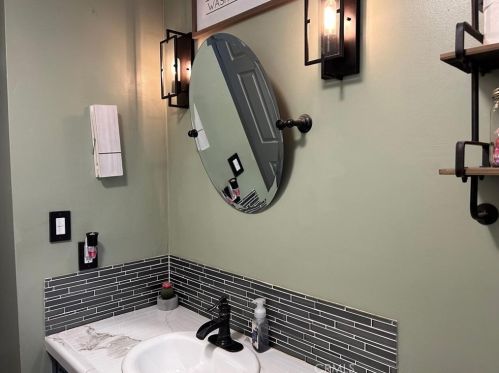 436 Douglas St, Bakersfield CA 93308-2378 exterior