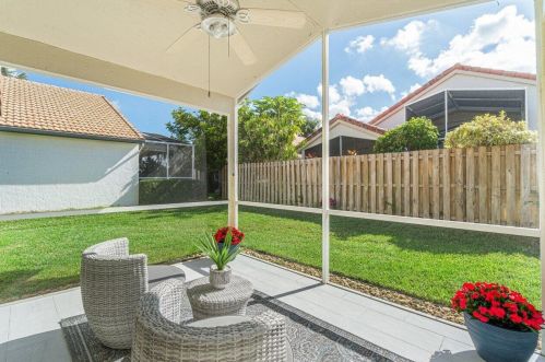 7579 Stirling Bridge Blvd, Delray Beach FL  33446-3610 exterior