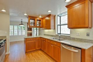 21083 Patriot Way, Cupertino CA  95014-5714 exterior