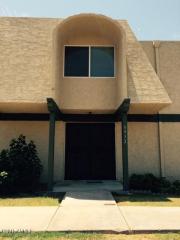 6032 Golden Ln, Glendale, AZ 85302-4556