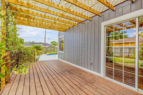 2819 Silver Palm Dr, Edgewater FL 32141-5501 exterior