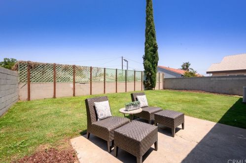 11104 Carmenita Rd, Whittier CA 90605-4130 exterior