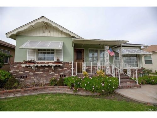 6243 Centralia St, Lakewood, CA 90713-2926