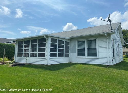 10 Dartmoor Rd, Bricktown NJ  08724-2057 exterior