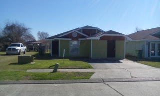2105 Constantine Dr, Marrero, LA 70072-4560