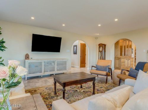 2114 Fallen Leaf Dr, Santa Maria CA  93455-5733 exterior