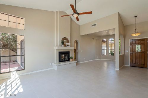 10175 Wood Dr, Scottsdale AZ  85260-9079 exterior