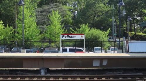 30 Second Ave, New Rochelle NY  10803-1418 exterior