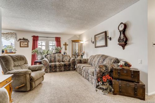 2739 Rifle St, Denver CO 80013-2116 exterior